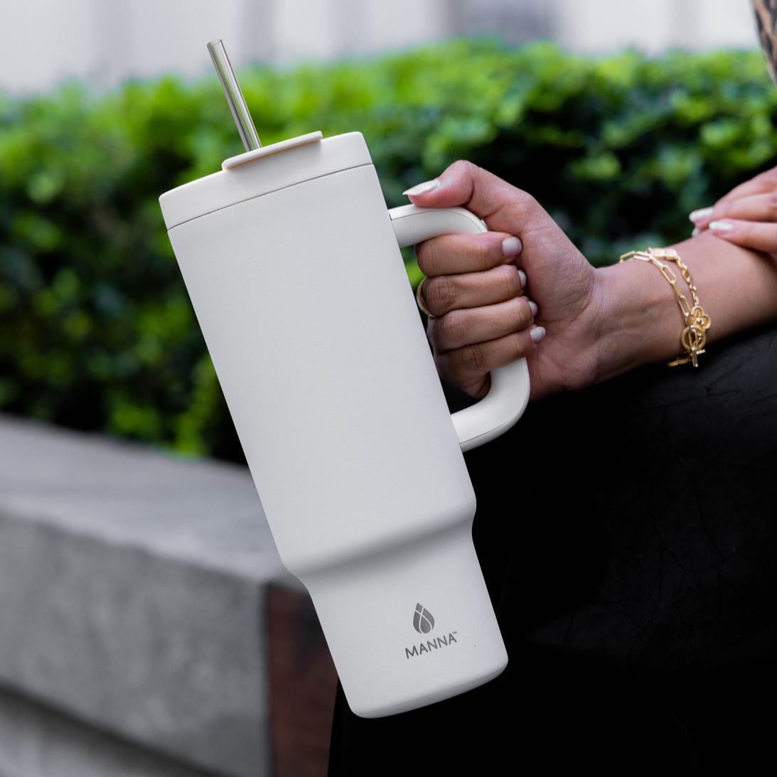 40-oz-leisure-tumbler-p1 Core_Home_Manna_Lifestyle_AUG_13-38.png